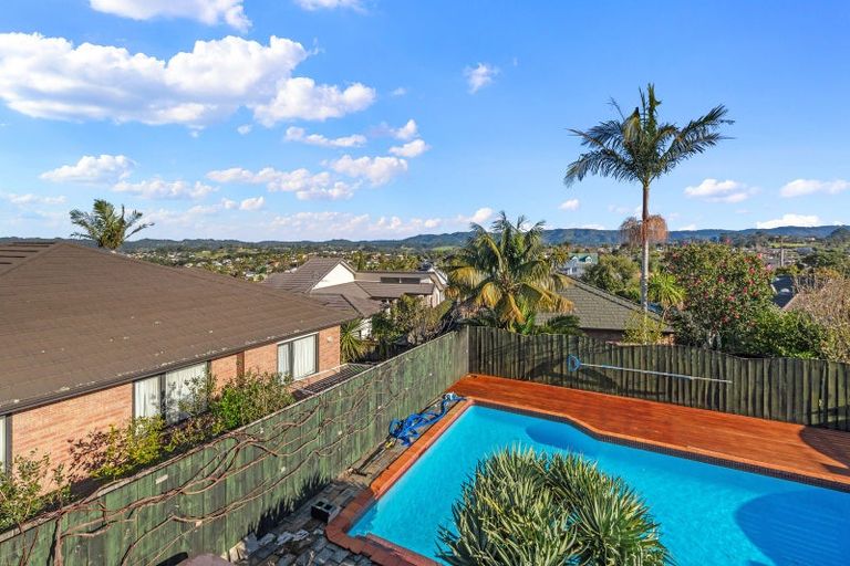 Photo of property in 192 Sturges Road, Henderson, Auckland, 0612