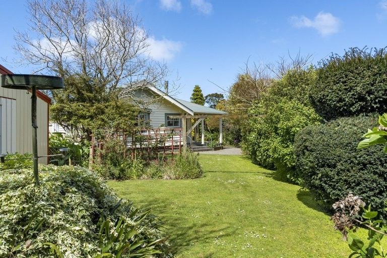 Photo of property in 85 South Road, Manaia, 4612