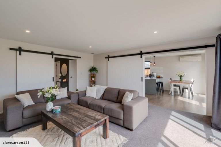 Photo of property in 14 Wandle Street, Marshland, Christchurch, 8083