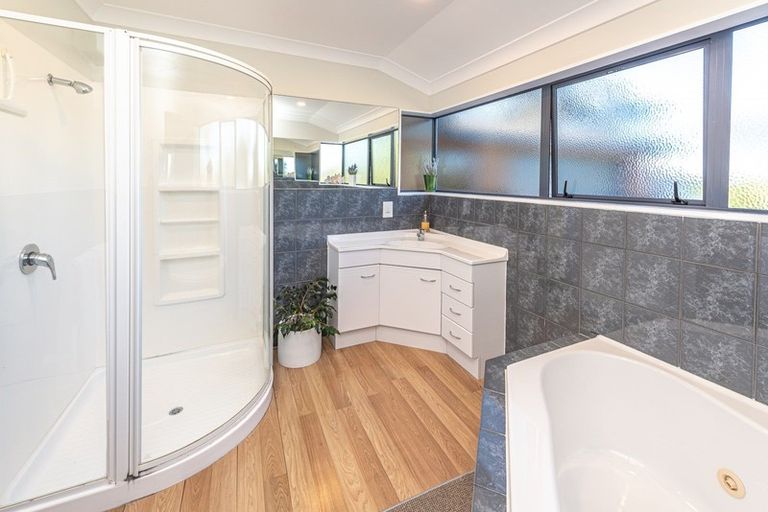 Photo of property in 163 Mount View Road, Bastia Hill, Whanganui, 4500