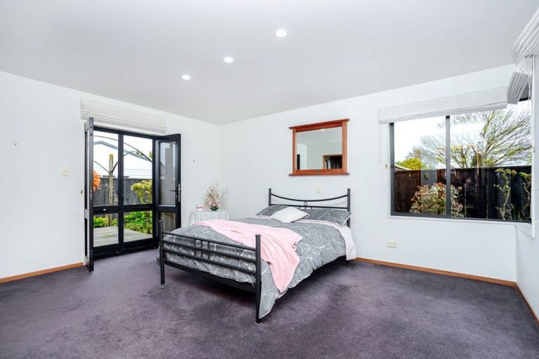 Photo of property in 9 Smith Street, Dannevirke, 4930
