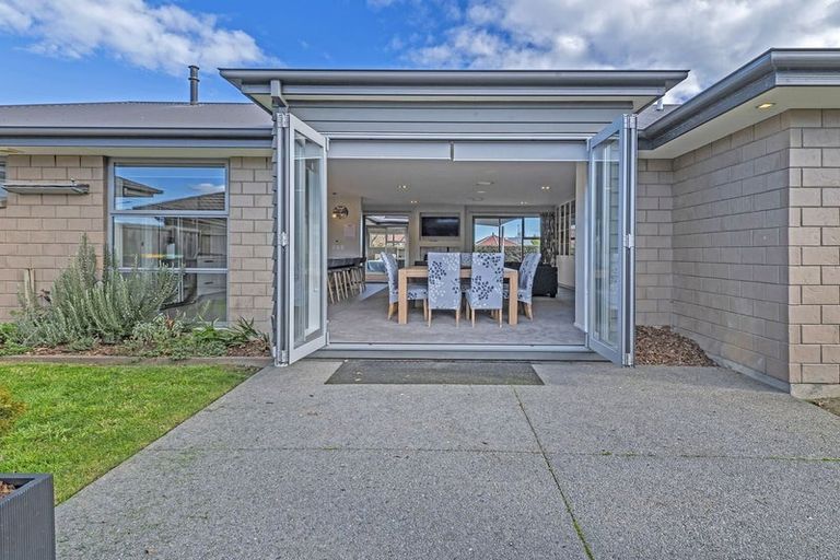 Photo of property in 19 Beaumont Drive, Rolleston, 7614