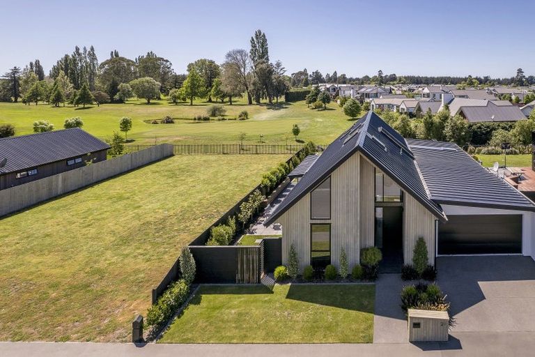 Photo of property in 21 Karere Avenue, Marshland, Christchurch, 8083