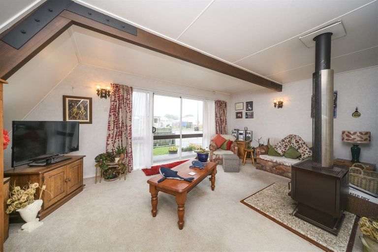 Photo of property in 2a Seaforth Avenue, Milson, Palmerston North, 4414