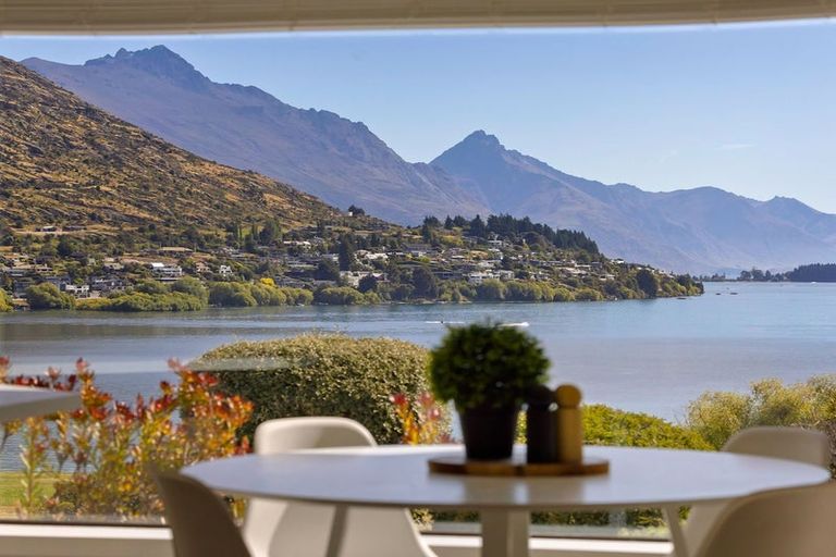 Photo of property in 20 Lake Avenue, Frankton, Queenstown, 9300