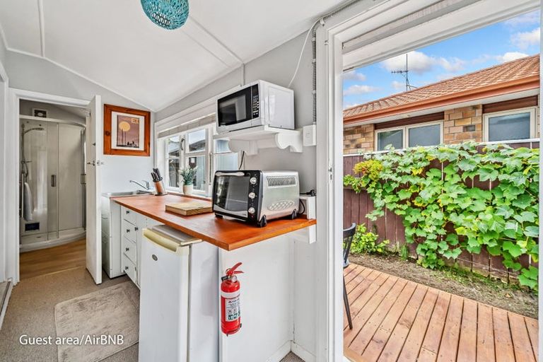 Photo of property in 77 Ward Street, Wallaceville, Upper Hutt, 5018