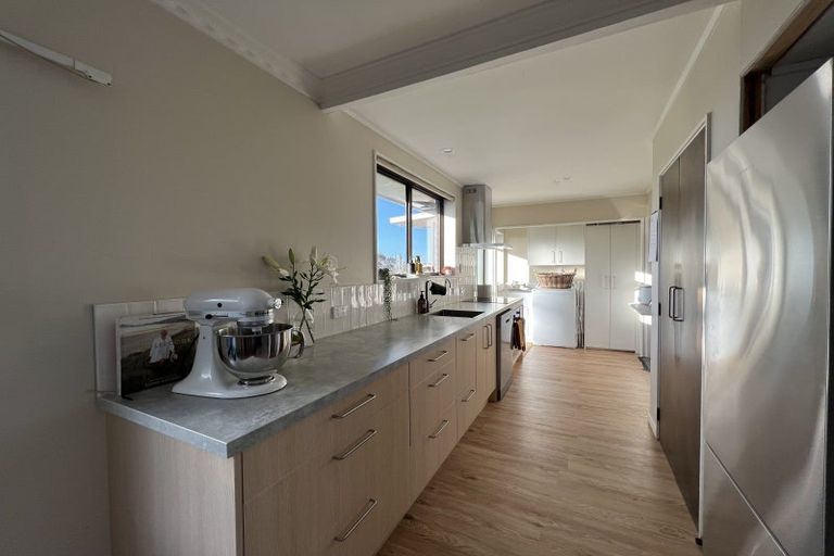 Photo of property in 137 Tuhikaramea Road, Dinsdale, Hamilton, 3204