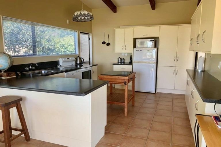 Photo of property in 262 Patons Rock Road, Patons Rock, Takaka, 7182