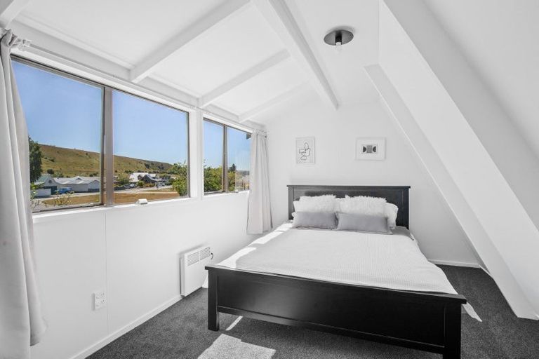 Photo of property in 20 Orchard Street, Clyde, 9330