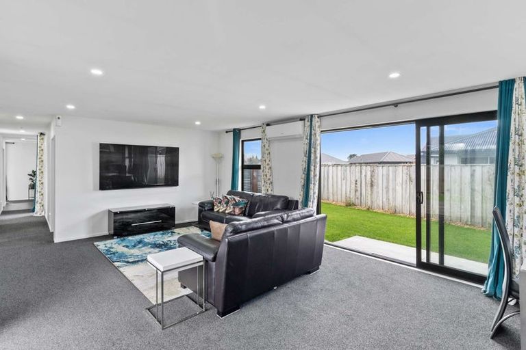 Photo of property in 5 Atap Place, Northwood, Christchurch, 8051