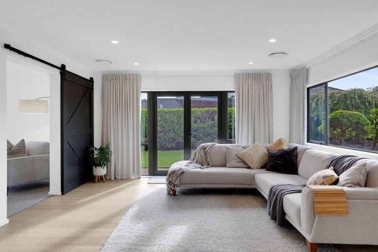 Photo of property in 38 Rototuna Road, Flagstaff, Hamilton, 3210