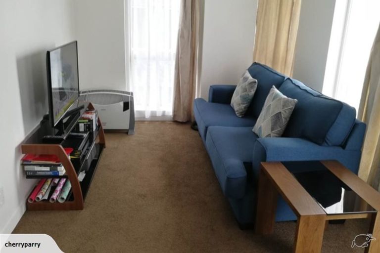 Photo of property in Terrace Heights Apartments, 10c/163 The Terrace, Wellington Central, Wellington, 6011