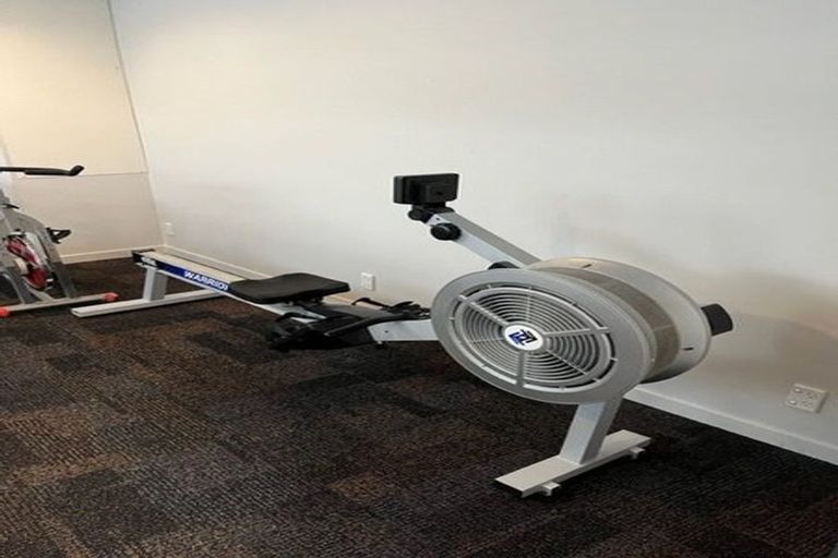 Photo of property in Montreaux, 164 The Terrace, Wellington Central, Wellington, 6011