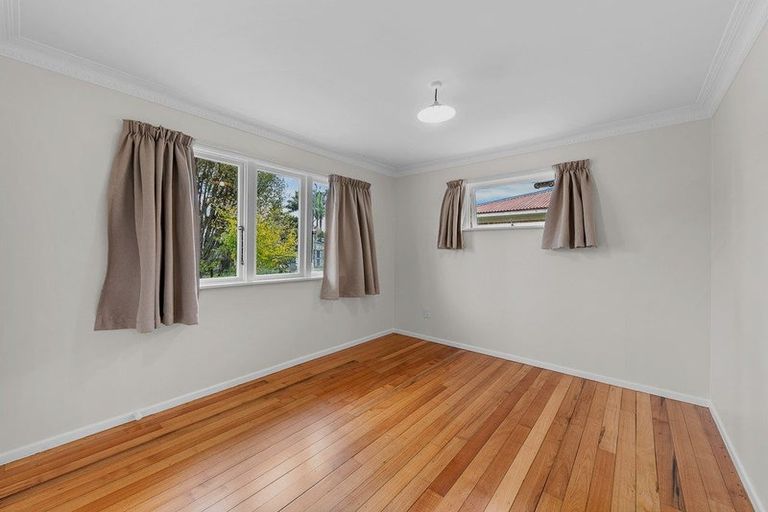 Photo of property in 11 Maurice Street, Papakura, 2110