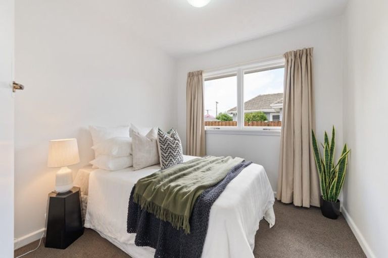 Photo of property in 1/24 Camelot Street, Ilam, Christchurch, 8041