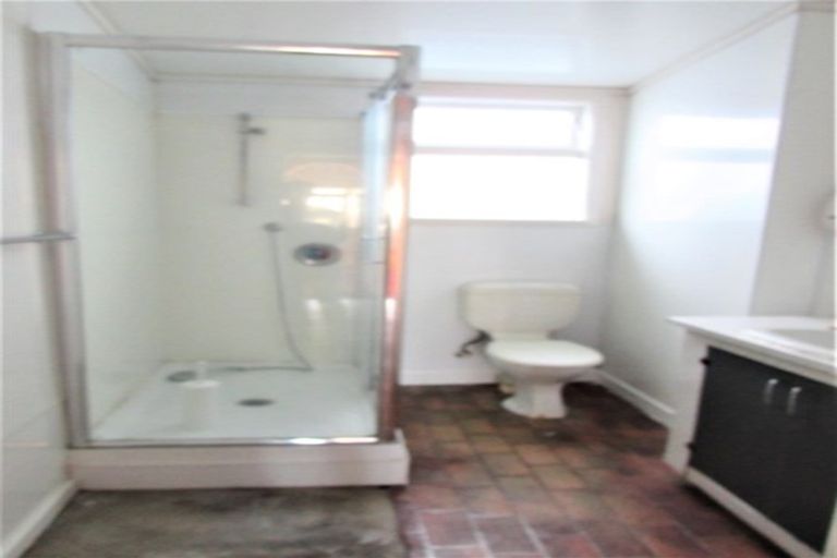 Photo of property in 15 Owen Street, Newtown, Wellington, 6021