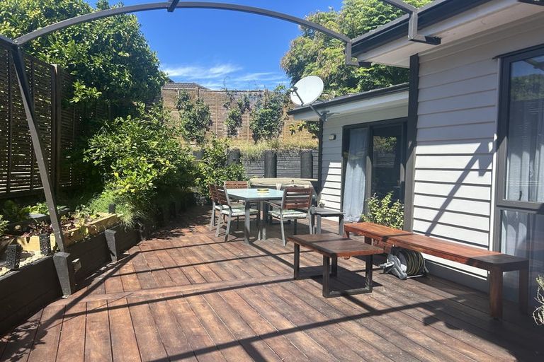 Photo of property in 203 Kyle Road, Greenhithe, Auckland, 0632