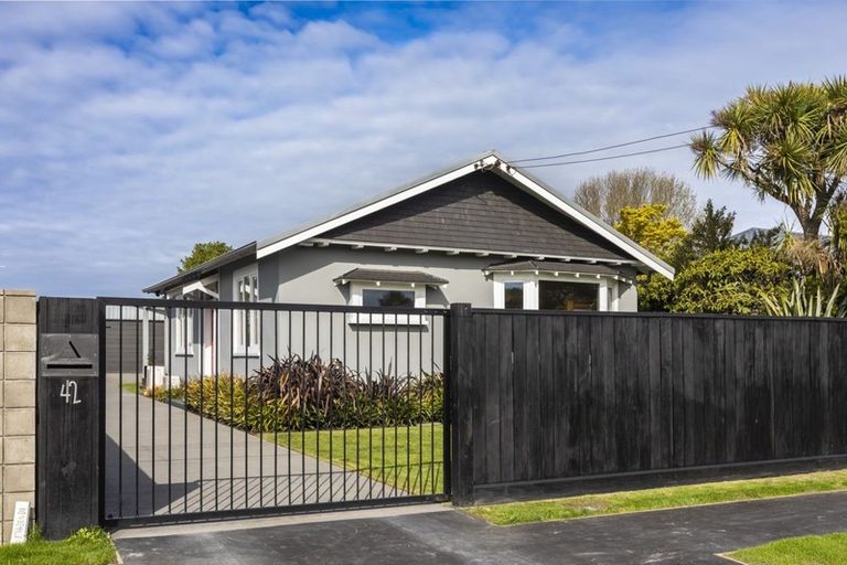 Photo of property in 42 Petrie Street, Richmond, Christchurch, 8013