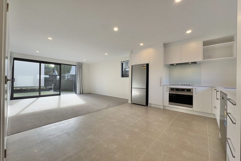 Photo of property in 11 Clementine Lane, Mount Pleasant, Christchurch, 8081