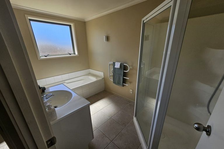 Photo of property in 11 Mckenzie Place, Rototuna North, Hamilton, 3210