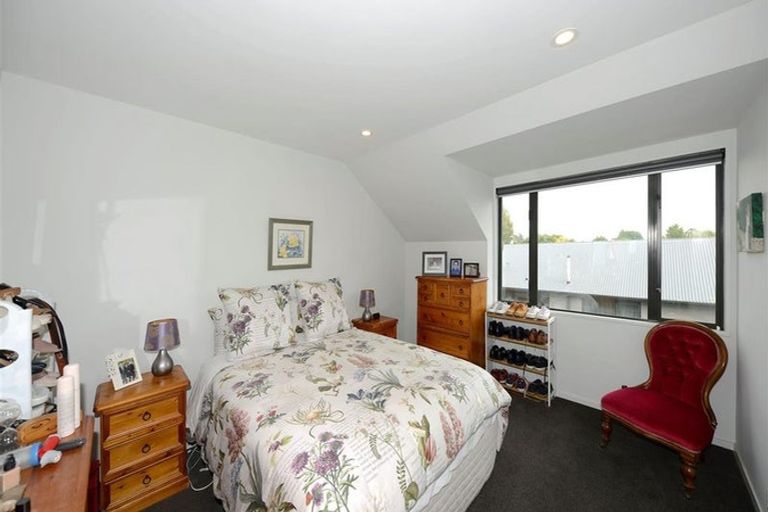 Photo of property in 55 Staveley Street, Avonhead, Christchurch, 8042