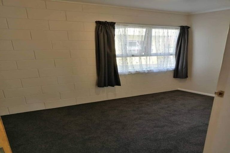 Photo of property in 5 Rennell Street, Frankleigh Park, New Plymouth, 4310