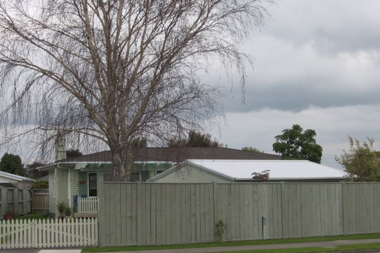 Photo of property in 72a Levers Road, Matua, Tauranga, 3110