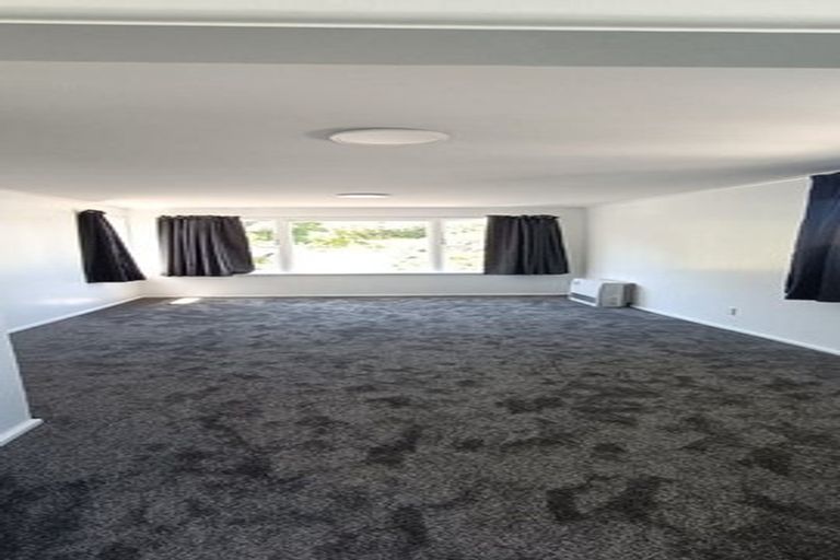 Photo of property in 65 Ohariu Road, Johnsonville, Wellington, 6037
