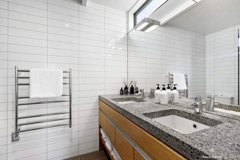 Photo of property in 38a Friend Street, Karori, Wellington, 6012