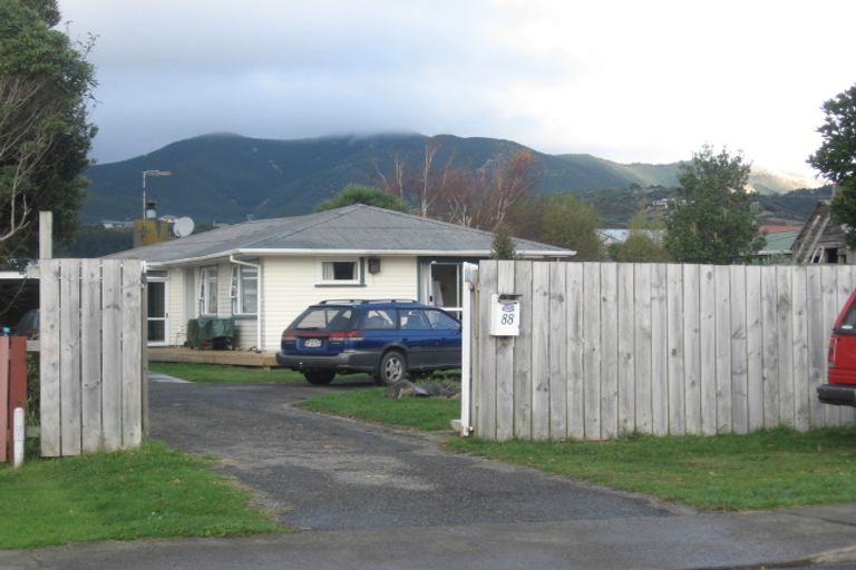 Photo of property in 88 Rata Road, Raumati Beach, Paraparaumu, 5032