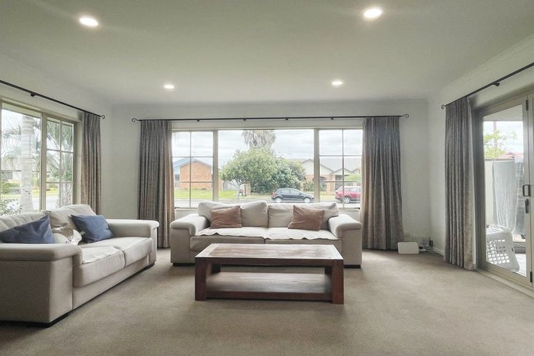 Photo of property in 1 Glenwarrick Court, Rototuna, Hamilton, 3210