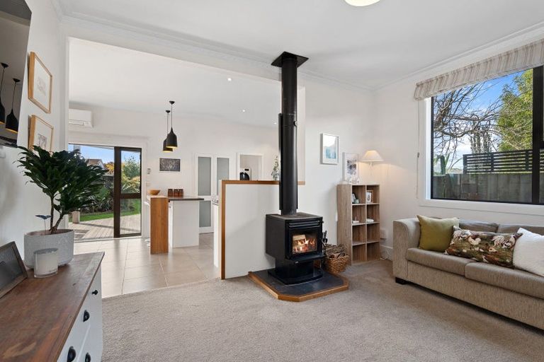 Photo of property in 82 Simeon Street, Spreydon, Christchurch, 8024