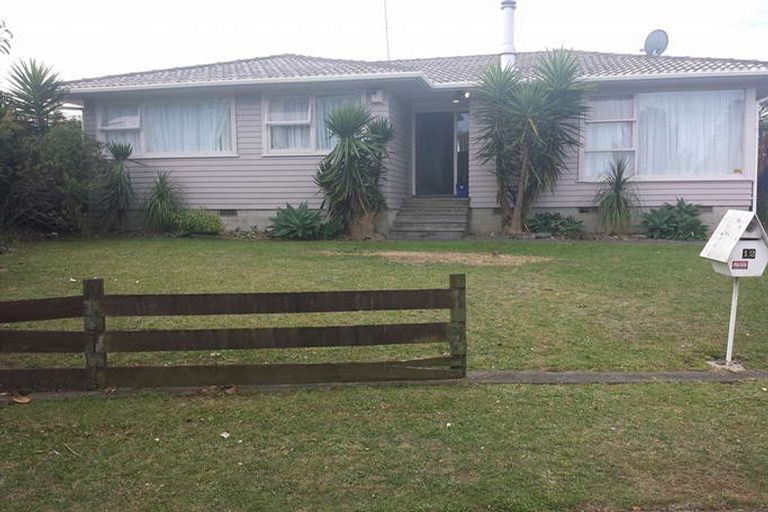 Photo of property in 12 Burlington Place, Manurewa, Auckland, 2102