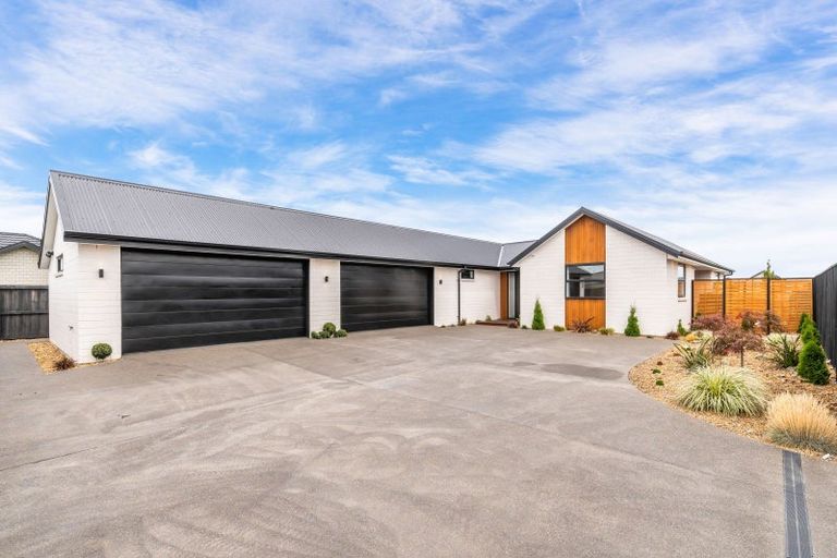 Photo of property in 3 Roles Way, Rolleston, 7615