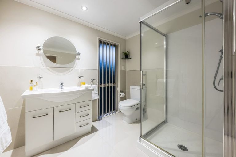 Photo of property in 6 Kilimanjaro Drive, Northpark, Auckland, 2013