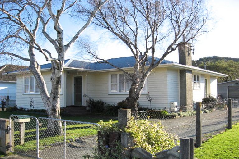 Photo of property in 57 Donnelley Drive, Wainuiomata, Lower Hutt, 5014