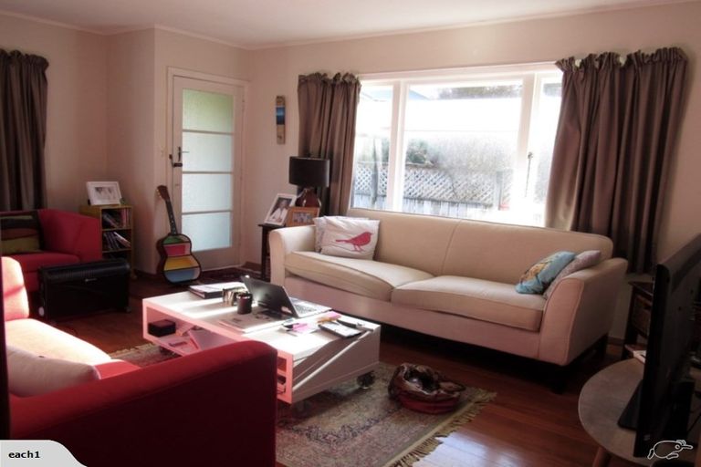 Photo of property in 10b Kenya Street, Ngaio, Wellington, 6035