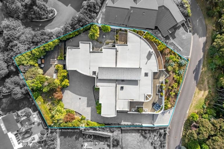 Photo of property in 1 Young Nicks Lane, Whitby, Porirua, 5024