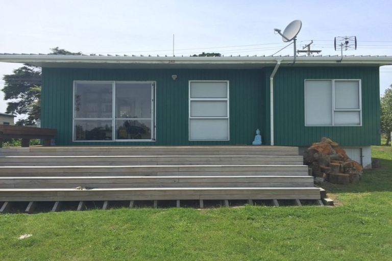 Photo of property in 76 Arawa Avenue, Maketu, Te Puke, 3189