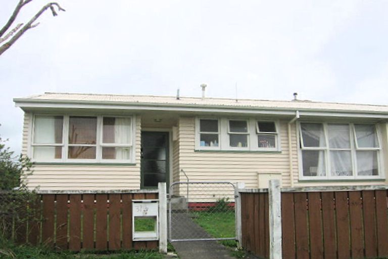 Photo of property in 37 Ronberg Street, Highbury, Palmerston North, 4412