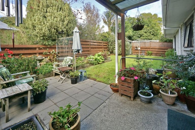 Photo of property in 100b Boucher Avenue, Te Puke, 3119