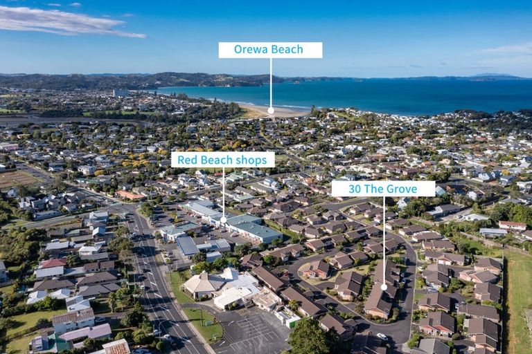 Photo of property in 30 The Grove, Red Beach, 0932