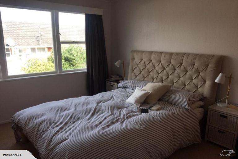 Photo of property in 2/62 Church Street, Northcote Point, Auckland, 0627