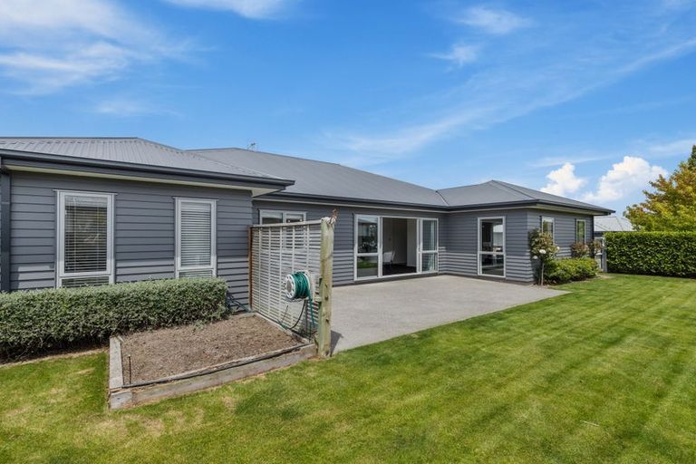 Photo of property in 118 Metehau Street, Marshland, Christchurch, 8083