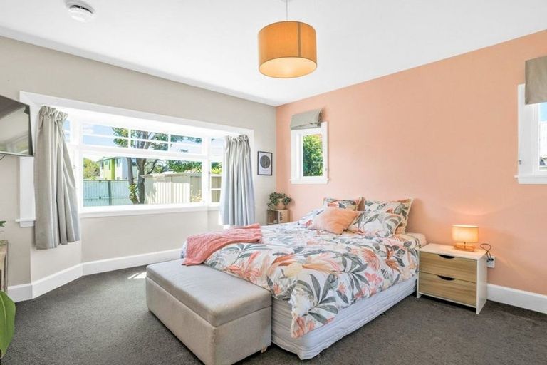 Photo of property in 27 Hillier Place, Spreydon, Christchurch, 8024