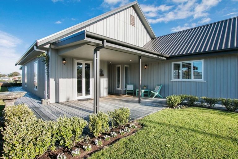 Photo of property in 21 Highfields Drive, Katikati, 3129