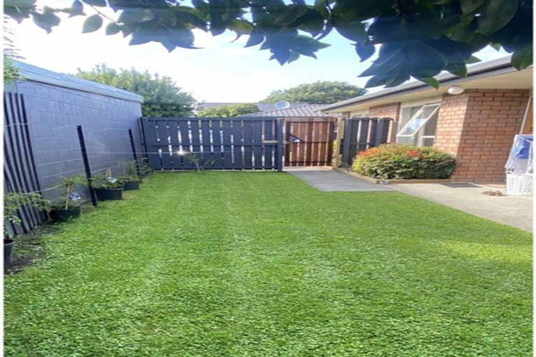 Photo of property in 4/33 Wrights Road, Addington, Christchurch, 8024