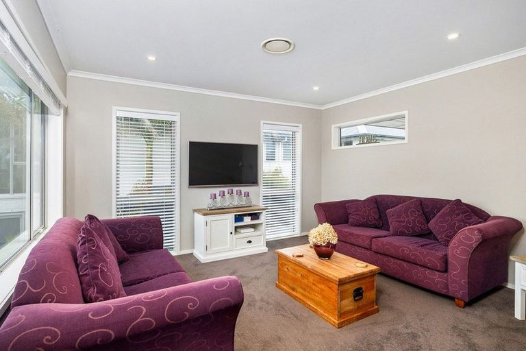 Photo of property in 40 Weatherly Drive, Beachlands, Auckland, 2018