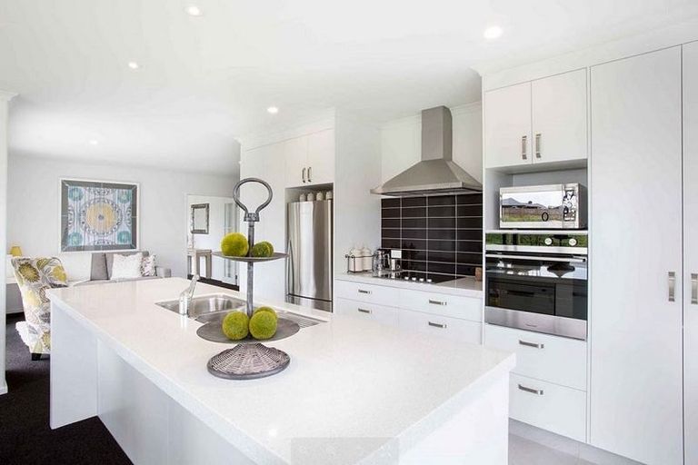 Photo of property in 14 Times Avenue, Papamoa, 3118