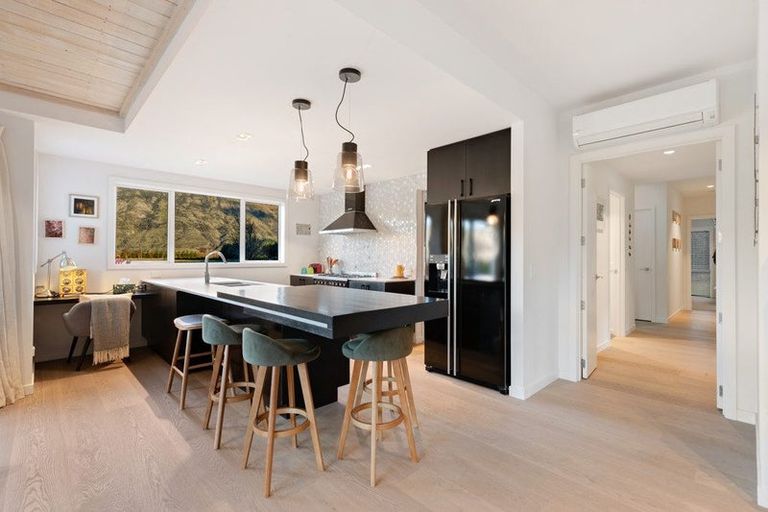 Photo of property in 24 Marshall Avenue, Lake Hayes, Queenstown, 9371